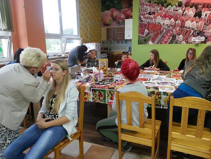 Projekt„Młodsi Ty nad poziomy wylatuj”