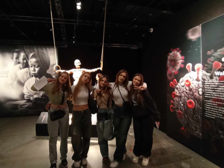 Wycieczka na Wystawę BODY WORLDS